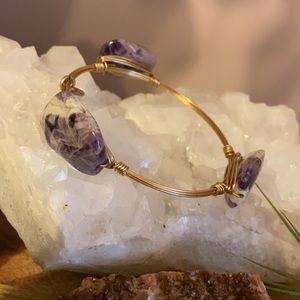 ✨💕 5 for $10 Amanda Blu 3 Stone Gold Colored Wire Bracelet